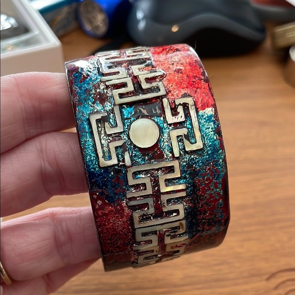 Colorful Geometric Cuff Bracelet with Mother of Pearl details - Picture 8 of 10